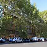Domus Avi Vaticano 4* روما